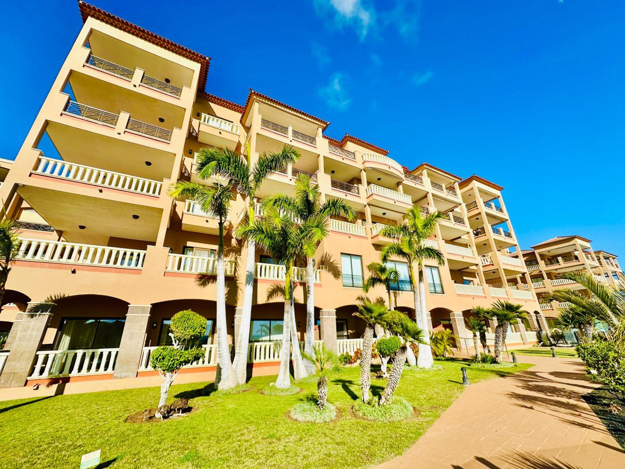 Best4U Nautico San Miguel de Abona Exterior photo